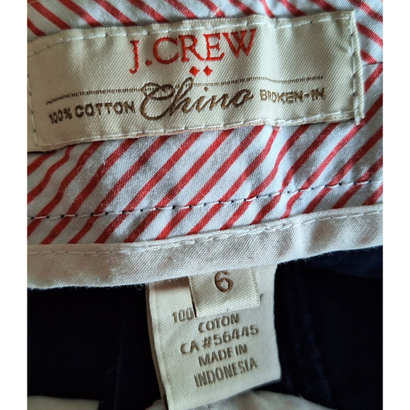 J. Crew Women 6 Navy Blue "Broken- in Chino" Cotton Shorts, Inseam 8" - Picture 3 of 5